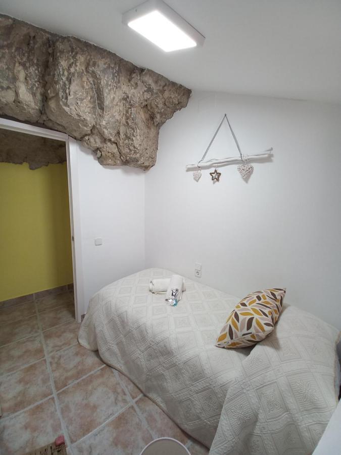 Casa Cueva El Porton Villa Alcala del Jucar Exterior photo